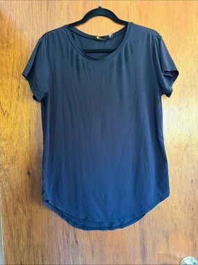 Zella Black Short Sleeve Scoop Neck Tee